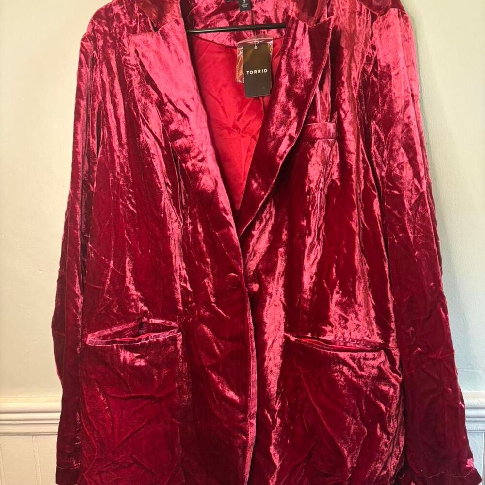 Torrid Red Velvet Blazer Jacket Plus Size 2 Button Front Holiday Chic